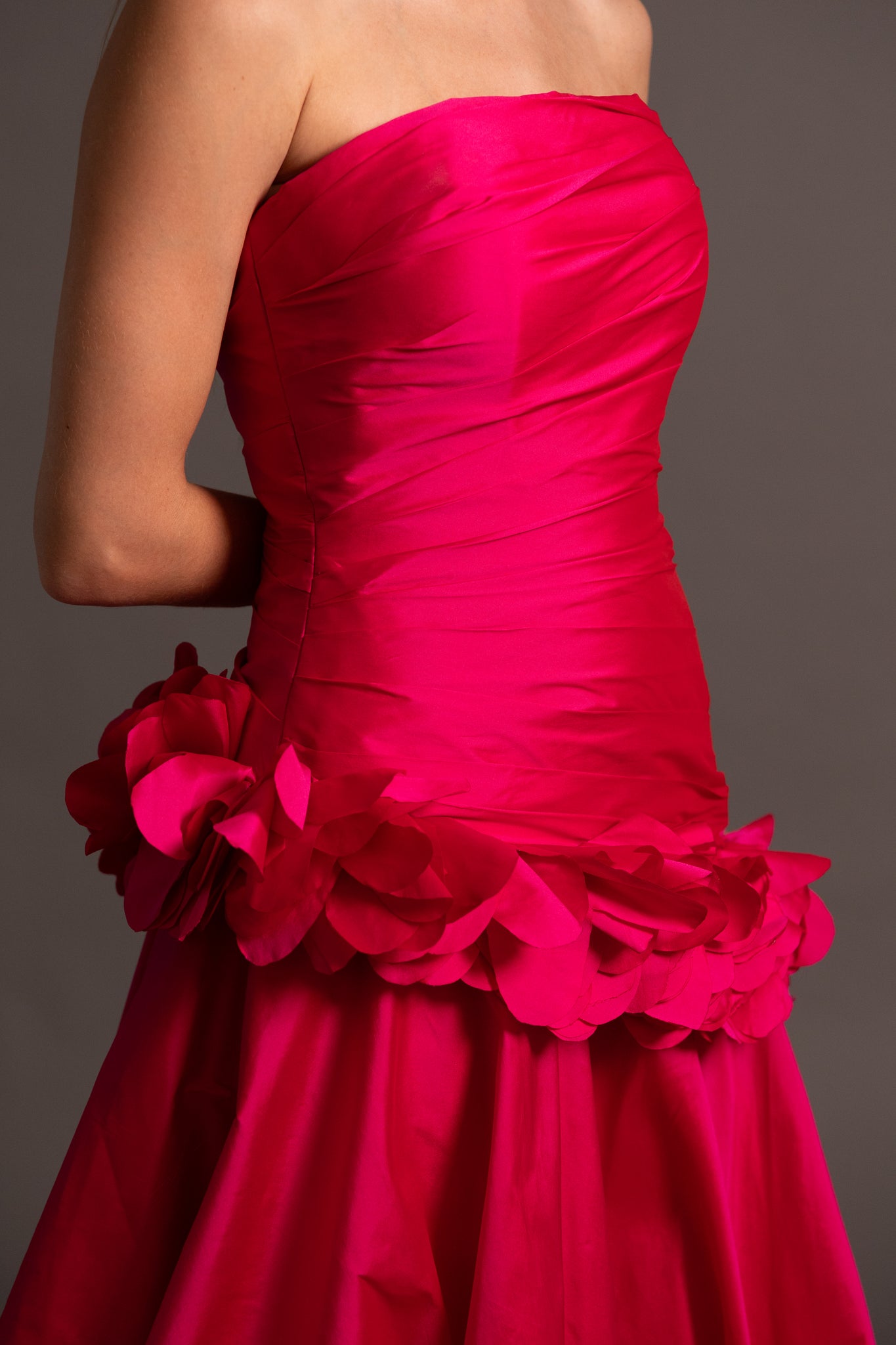 FRIDA GOWN IN PINK