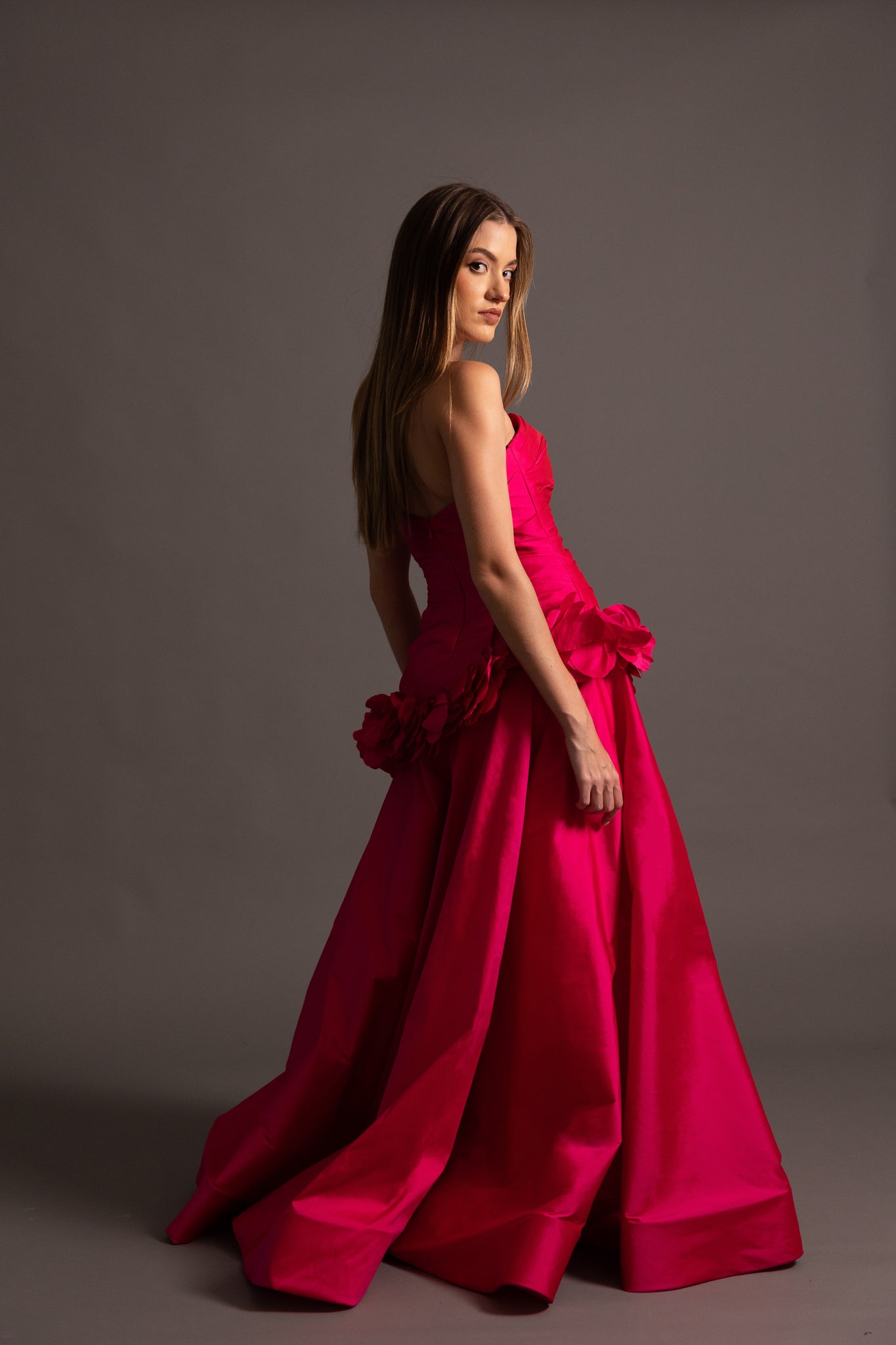 FRIDA GOWN IN PINK