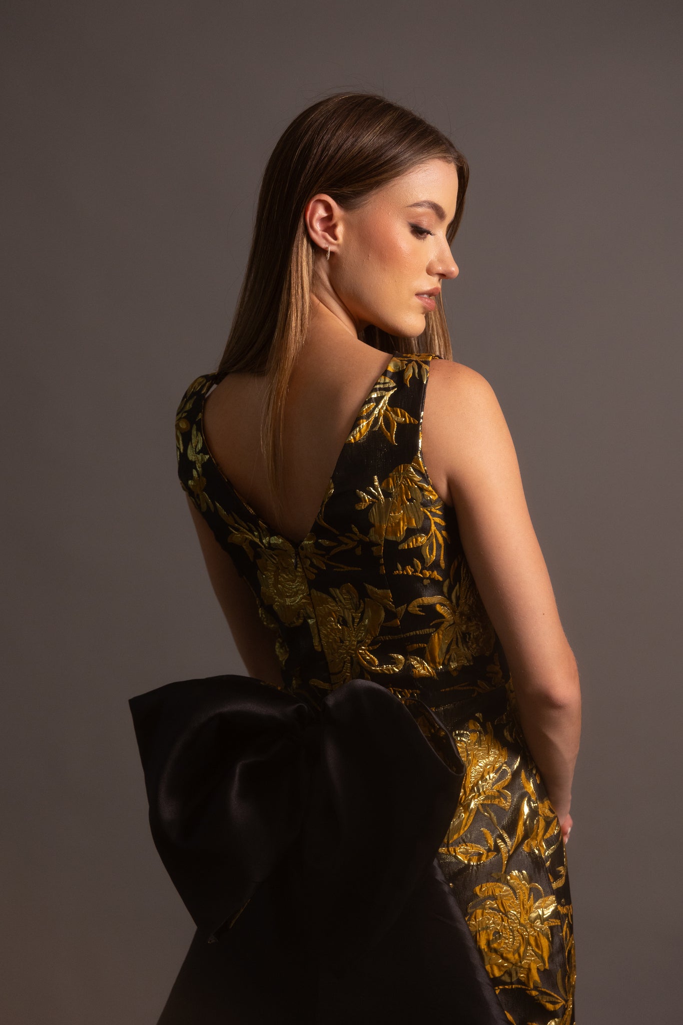 CLAIRE GOWN IN GOLD & BLACK