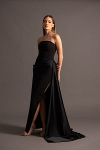 RUE GOWN IN BLACK