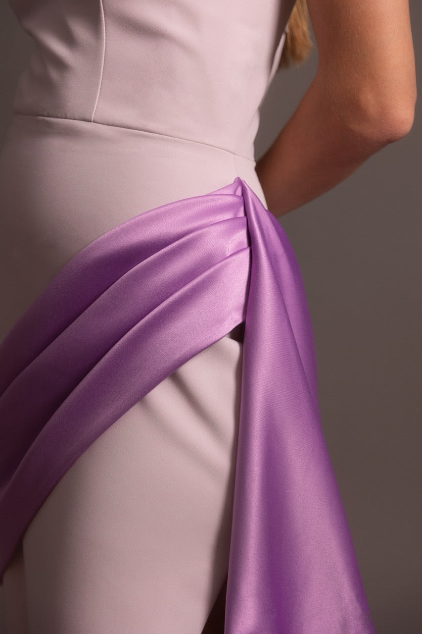 RUE GOWN IN LILAC
