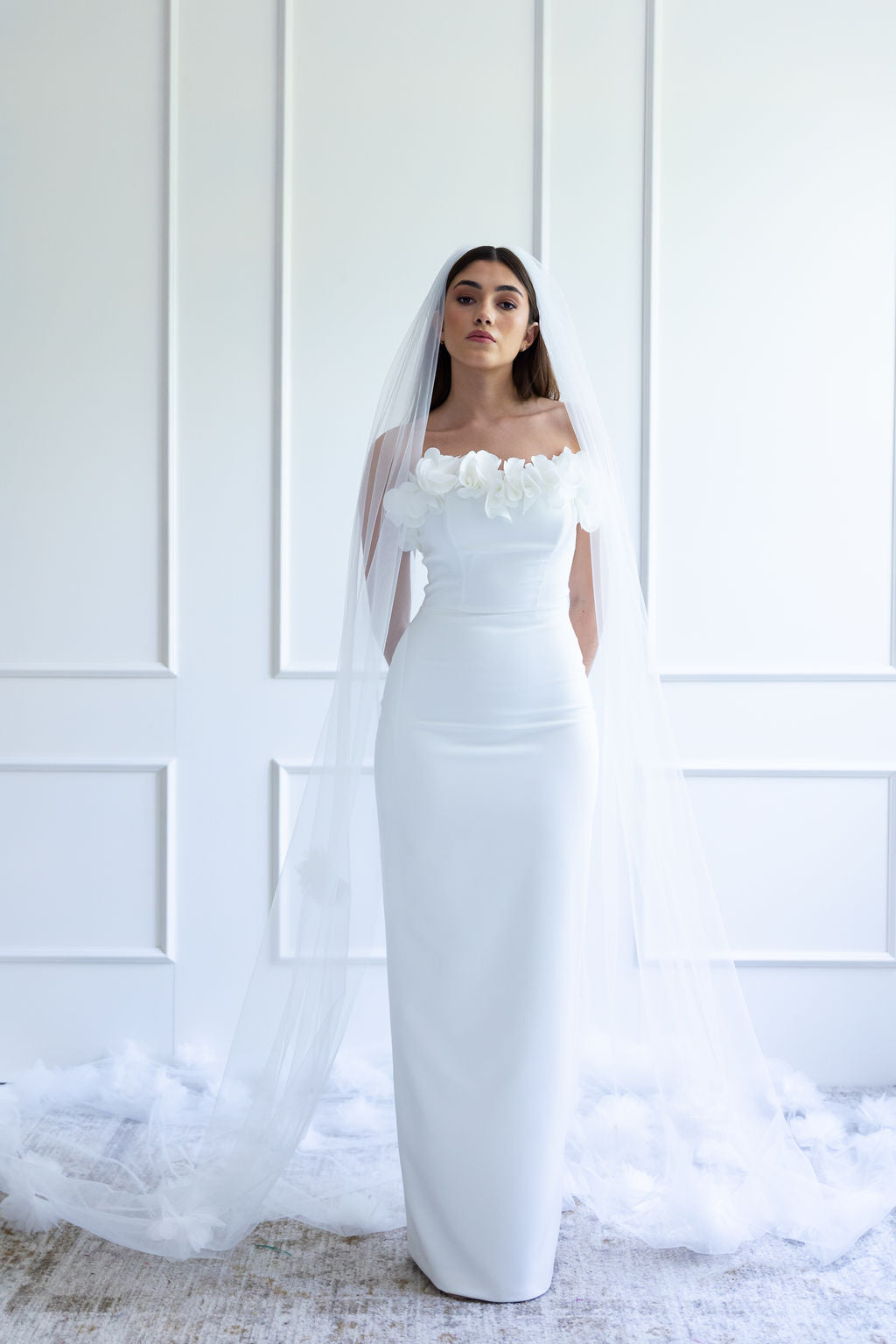 MELIAH GOWN IN WHITE