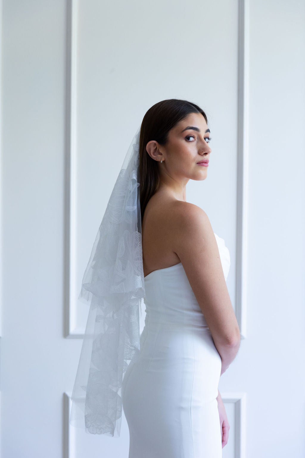 SHORT LACE VEIL