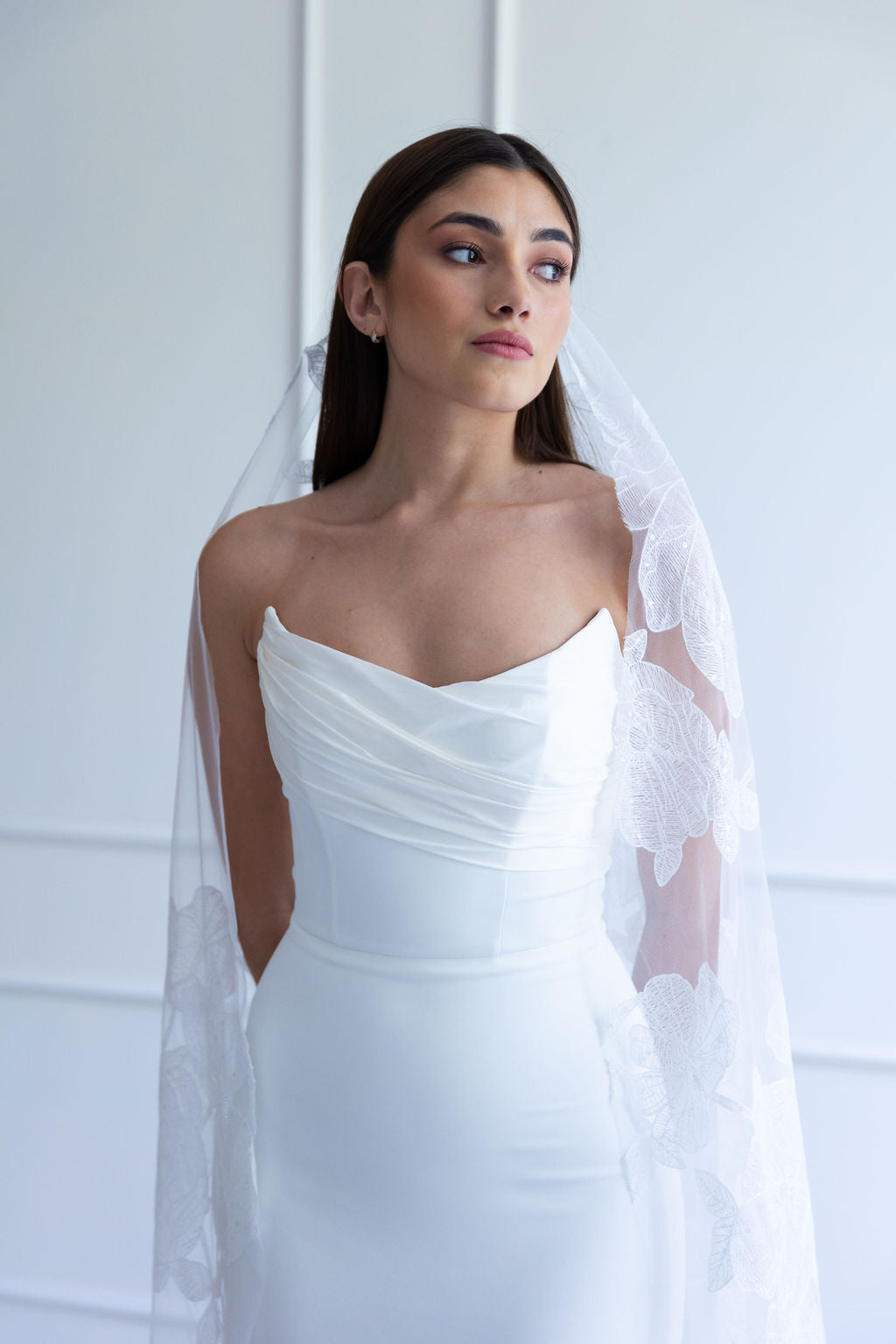 CLASSIC LACE VEIL