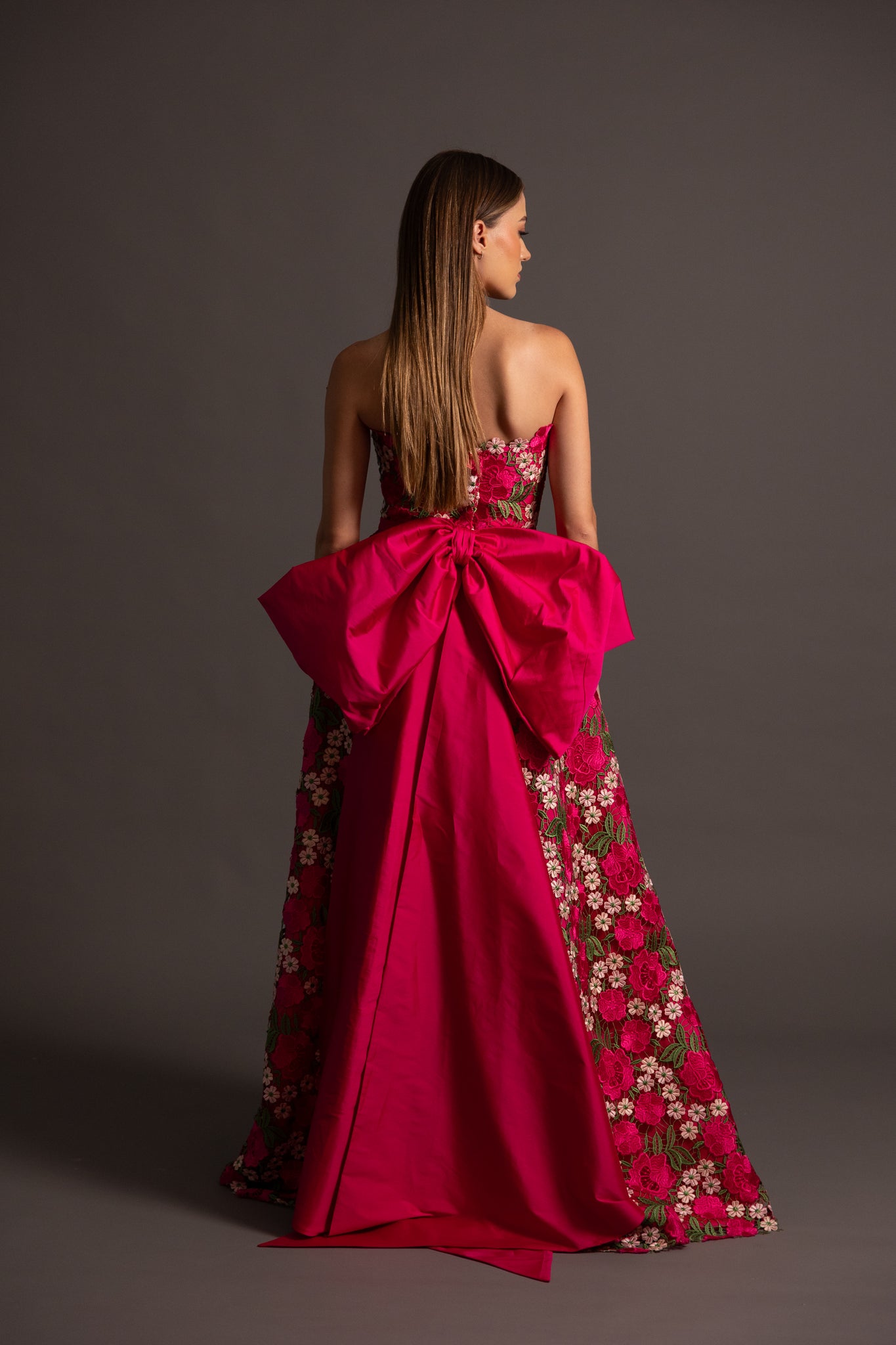 LAINEY GOWN