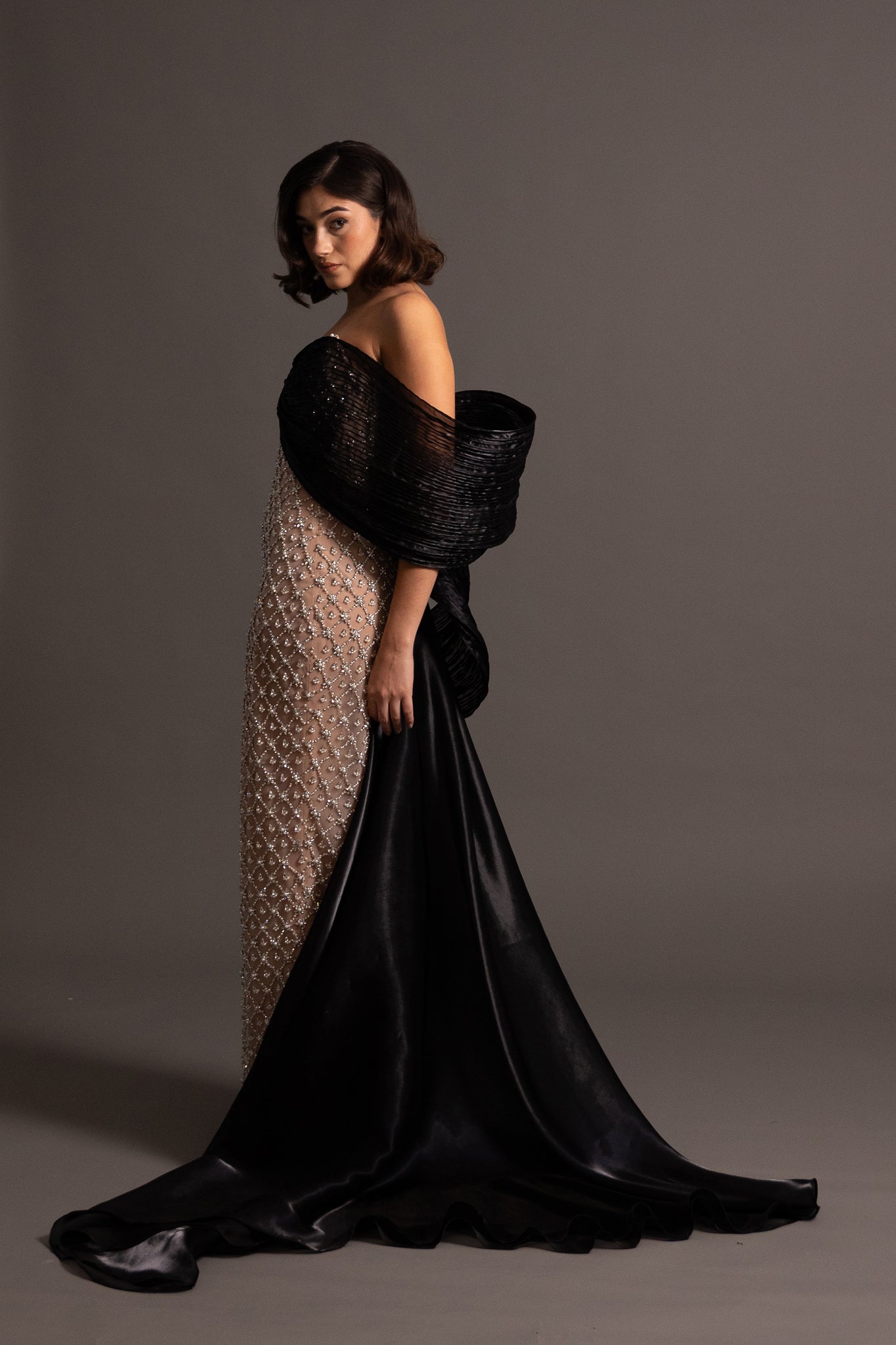 NOVA GOWN