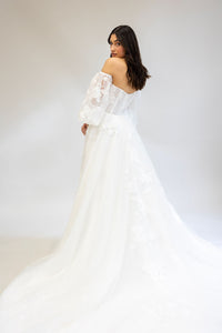 BRIDAL CORSET TOP WITH REMOVABLE SLEEVES BALLGOWN
