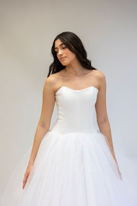 THE CARRIE BRIDAL GOWN