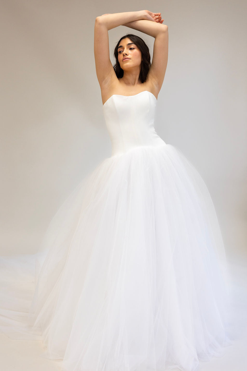 THE CARRIE BRIDAL GOWN