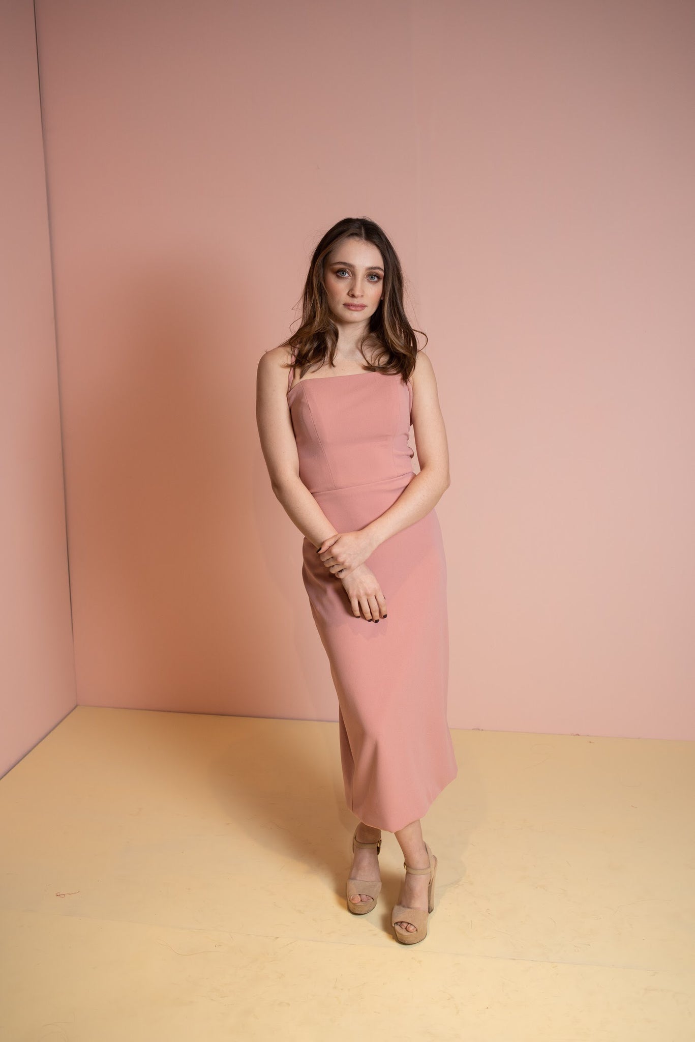 Backless midi soft pink dress