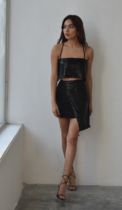 Sparkly backless top in black