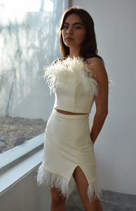 Strapless crop top with feathers in ivory
