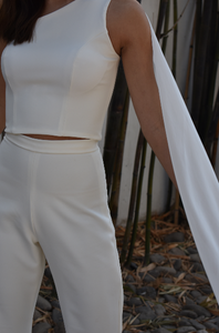 One shoulder top