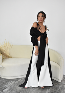 THE MAXI TOP IN BLACK