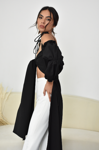 THE MAXI TOP IN BLACK