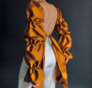 PUFFY SLEEVES IN MUSTARD GOLD