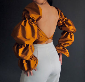 PUFFY SLEEVES IN MUSTARD GOLD