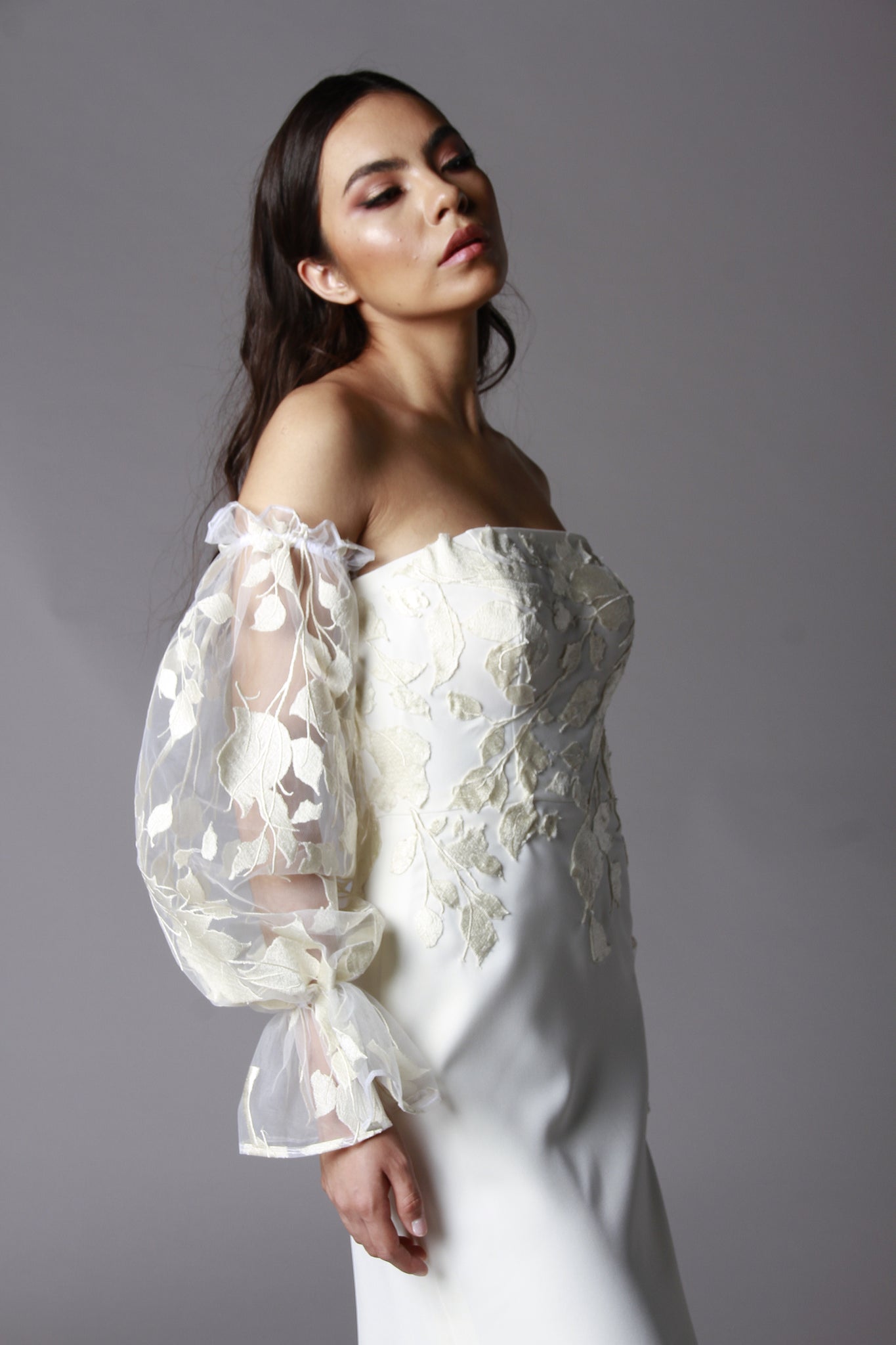 LONG SLEEVE LACE GOWN