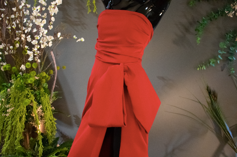 SIMPLE CLASSIC AND SEXY RED