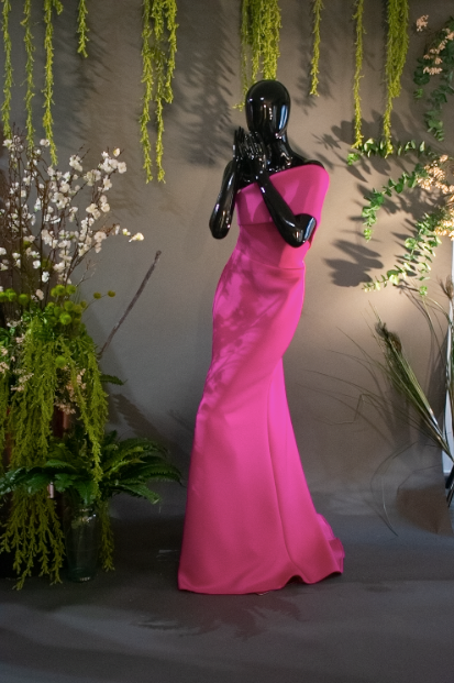 ONE SHOULDER FUCSIA GOWN