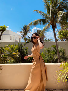 Multipurpose band top in tan