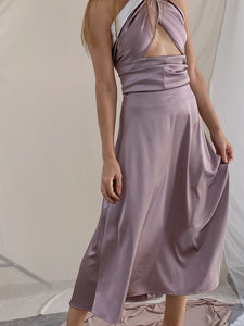 BASIC SATIN SKIRT IN TAUPE
